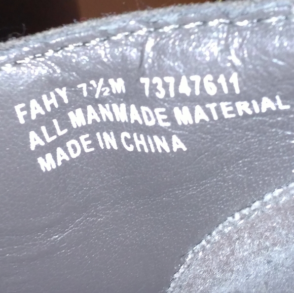 Curfew Fahy Heeled Booties - Picture 7 of 11